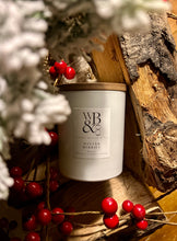 Load image into Gallery viewer, Winter Berries Scented Christmas Luxury Candle