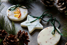 Load image into Gallery viewer, Christmas Mini Wax Melt Gift Box