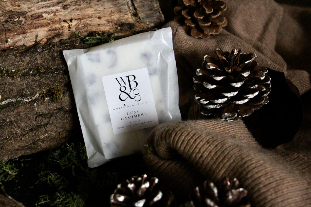 Cosy Cashmere - WHITE BLOOM & CO